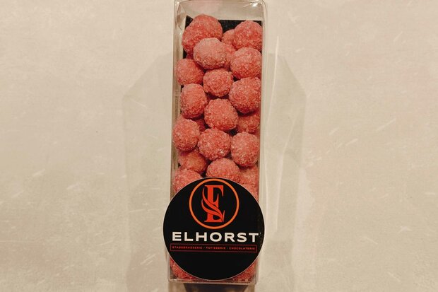 Chocolade Hazelnoten roze gesuikerd